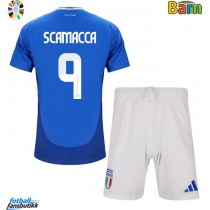 Italia Gianluca Scamacca #9 Hjemmedraktsett Barn EM 2024 Kortermet (+ Korte bukser)